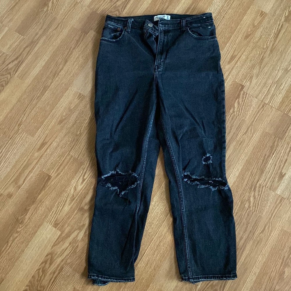 Abercrombie & Fitch, black jeans. High rise, straight leg. Size: 29/8R